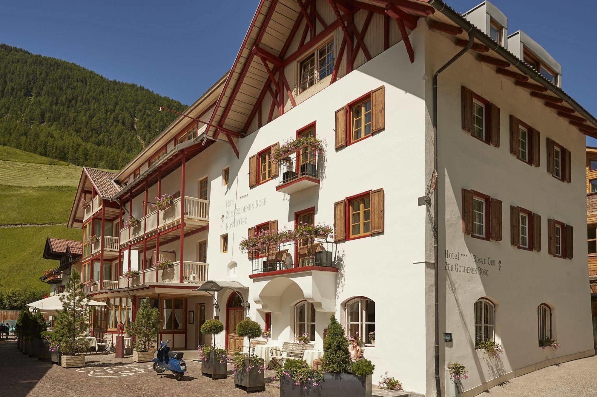 Goldene Rose Karthaus Hotel Senales/Schnals Exterior foto